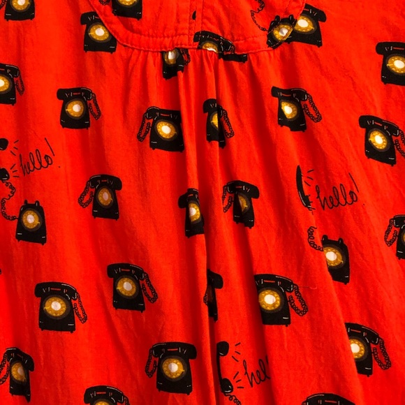 Top - Picture 2 of 3